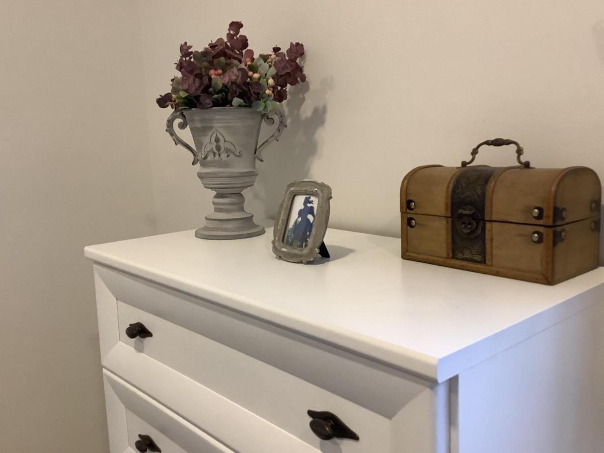 Ezuest Boroka Apartman Eger Luaran gambar